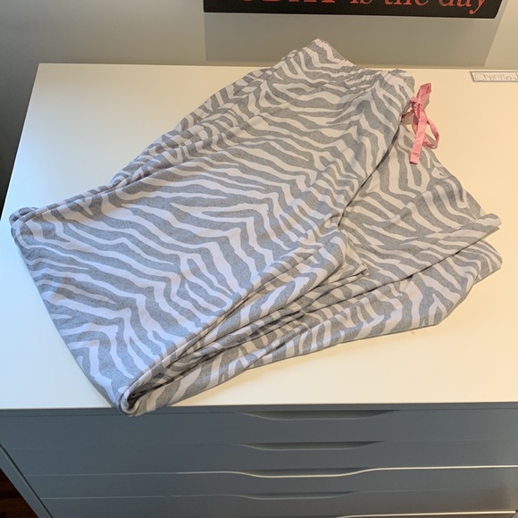 PJs - Picture 4 of 5